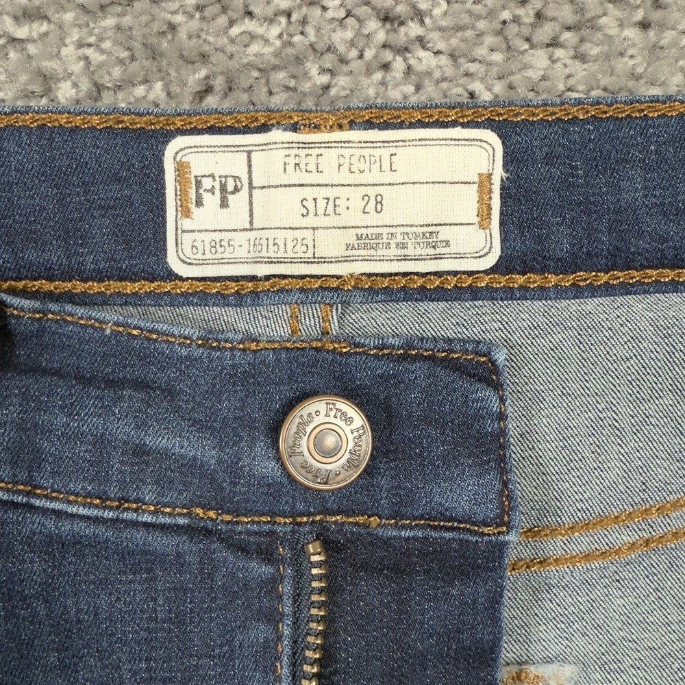 We The Free People Jeans Women's 28 (28x24.5) Blue Distressed Busted Knee Skinny - Picture 3 of 10